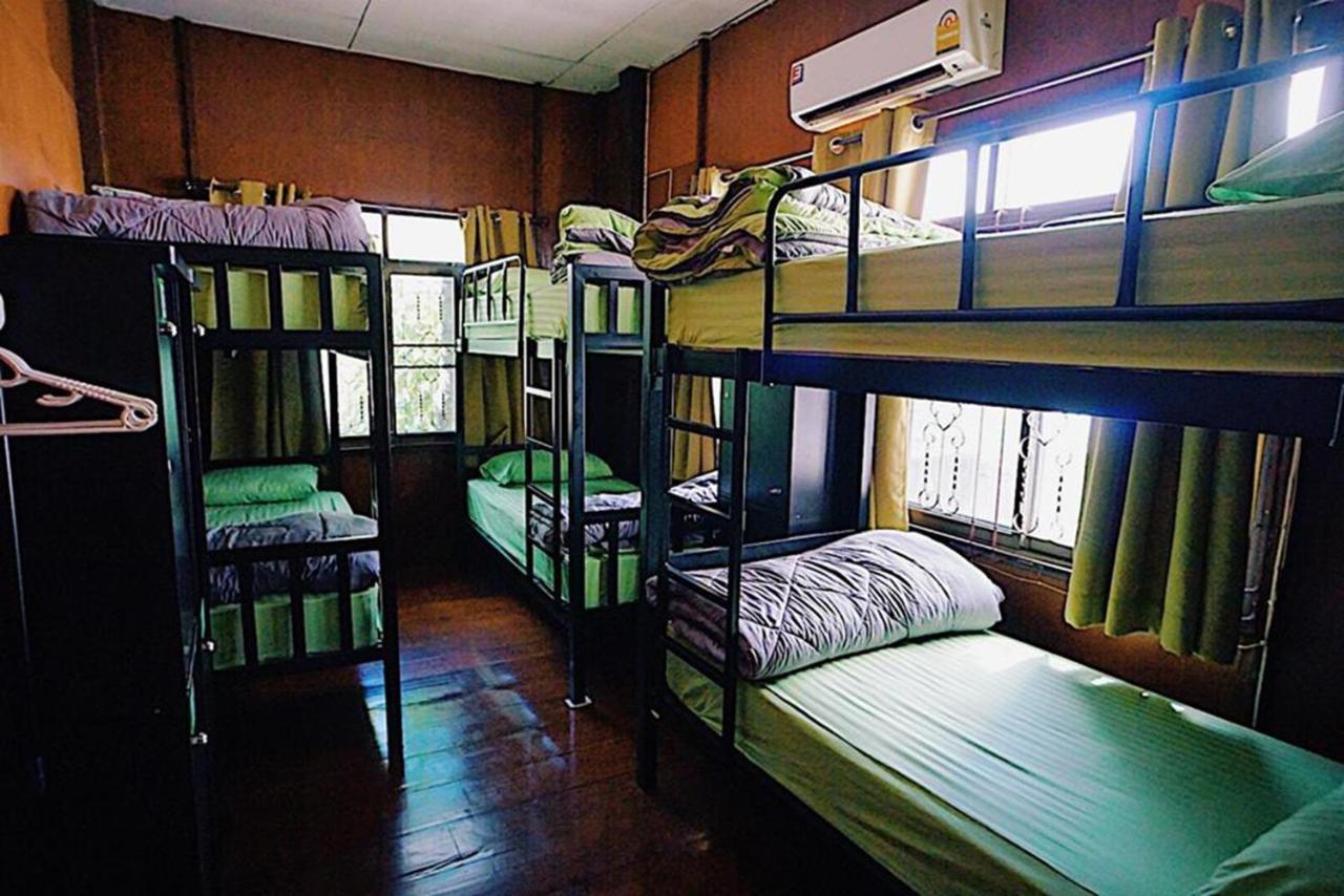 Oh My Bed Chiang Mai Hostel Exterior foto